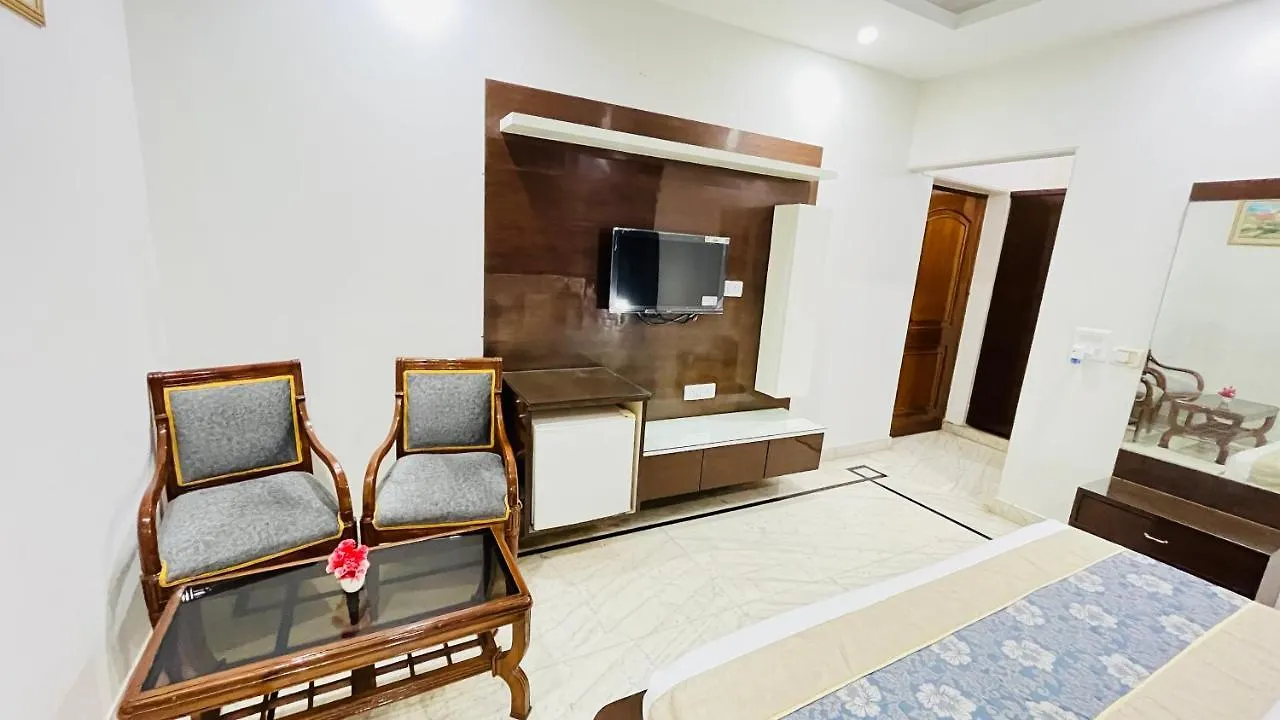 גורגאון Hotel Starline Sector 28 הודו