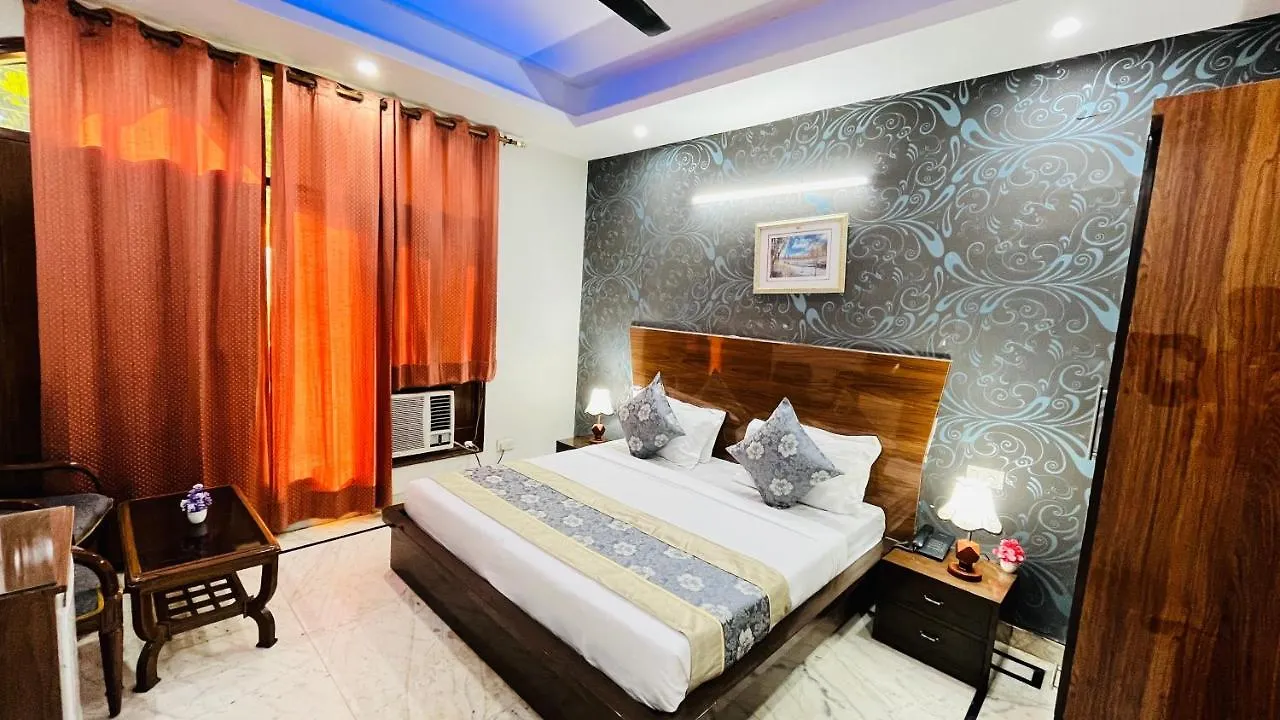 גורגאון Hotel Starline Sector 28
