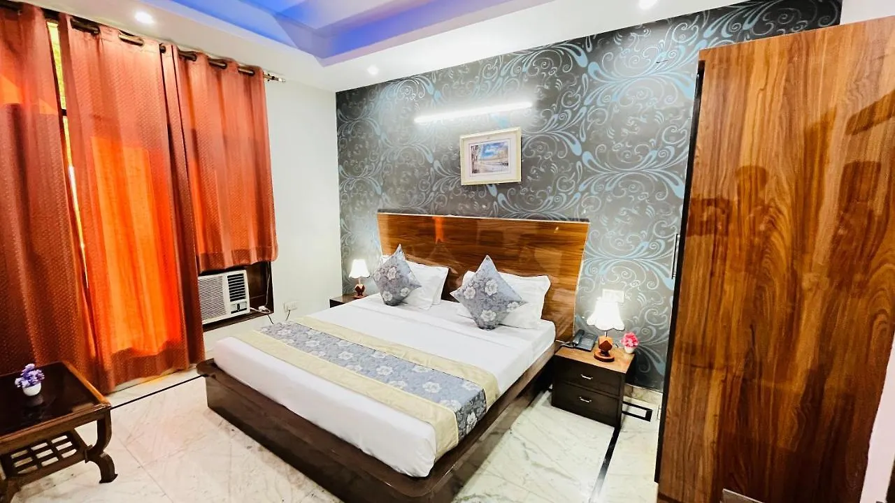 גורגאון Hotel Starline Sector 28